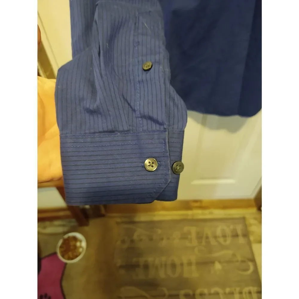 Van‎ Heusen Button Down Shirt VHCL1106IL Men's Size Medium